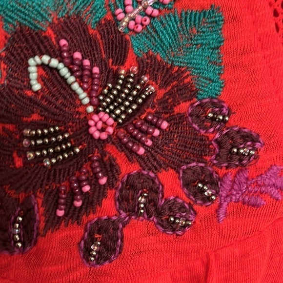 CLEARANCE FREE PEOPLE FAST TIMES EMBROIDERED BEADED FLOWY TOP RED MEDIUM - Picture 9 of 13